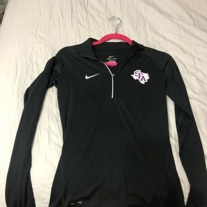 NIKE dri-fit XS SFA quarter zip fitted long sleeve